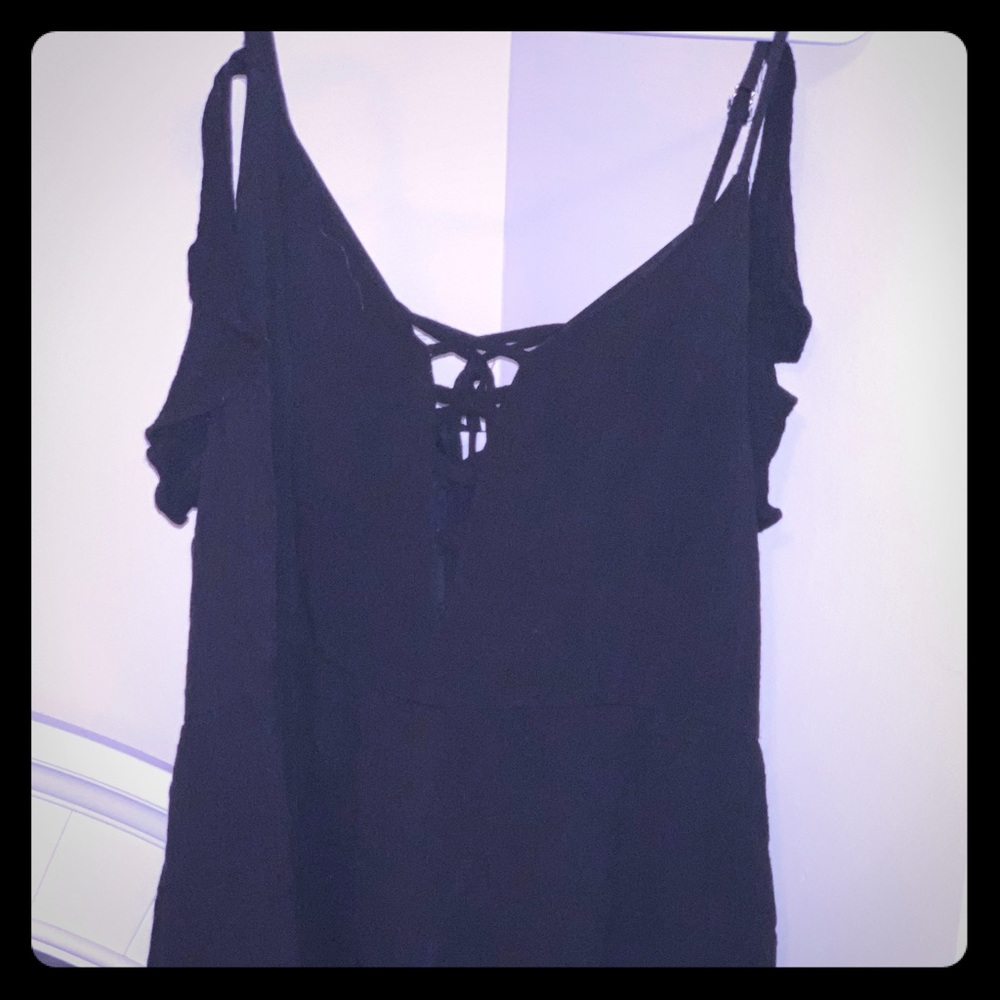 ❗️Entro Black Lace-Up Mini Dress